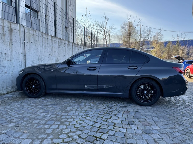 BMW 320 X-DRIVE M-Sport Individual - автомобили, коли, обяви за нови и употребявани 7