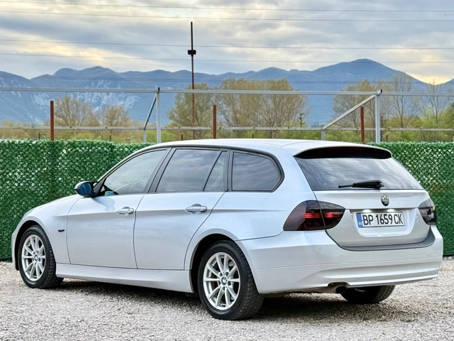 BMW 02 D AVTOMAT* NAVI* XENON - автомобили, коли, обяви за нови и употребявани 4