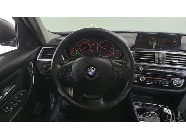 BMW 320 HUD* КОЖА* НАВИ* ПАНО - автомобили, коли, обяви за нови и употребявани 10