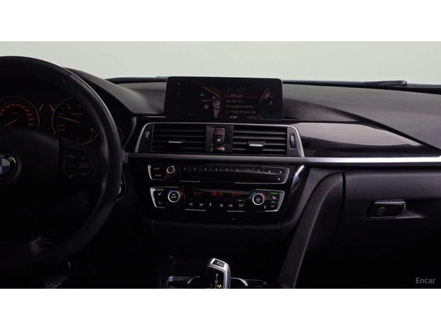 BMW 320 HUD* КОЖА* НАВИ* ПАНО - автомобили, коли, обяви за нови и употребявани 9