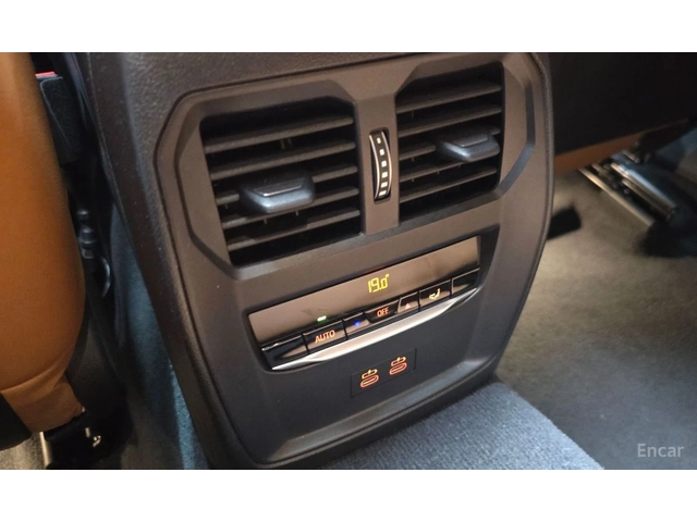 BMW 320 i M SPORT* HARMAN KARDON* DISTRONIC* HEAD-UP* - автомобили, коли, обяви за нови и употребявани 16