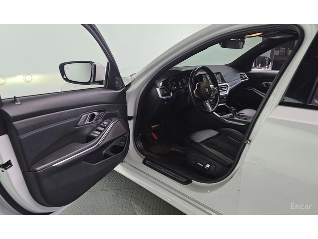 BMW 320 M* SPORT* ДИСТРОНИК* ХЕДЪП* 360КАМЕРА* - автомобили, коли, обяви за нови и употребявани 5