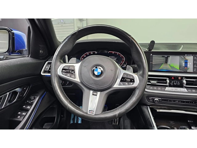 BMW 320 i M Sport - автомобили, коли, обяви за нови и употребявани 12