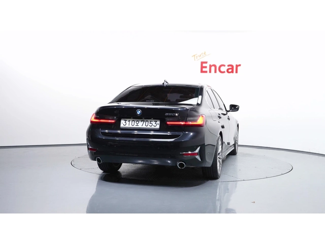 BMW 320 d Luxury - автомобили, коли, обяви за нови и употребявани 3