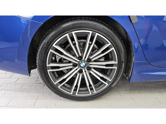 BMW 320 d M Sport - автомобили, коли, обяви за нови и употребявани 4