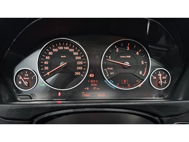 BMW 320 320d | HUD | LED Фарове | Навигация | Шибедах - автомобили, коли, обяви за нови и употребявани 7