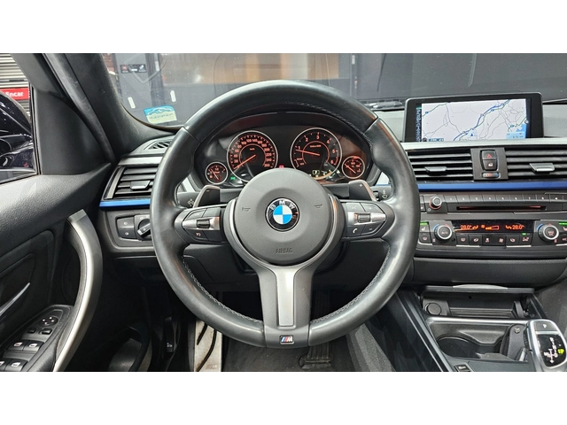 BMW 320 320d M Performance | HUD | Памет | Keyless - автомобили, коли, обяви за нови и употребявани 6
