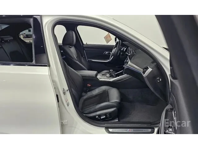 BMW 320 320d M Sport - автомобили, коли, обяви за нови и употребявани 10