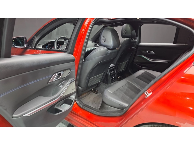 BMW 320 i M Sport | HUD | 360  | ACC | Sunroof - автомобили, коли, обяви за нови и употребявани 10