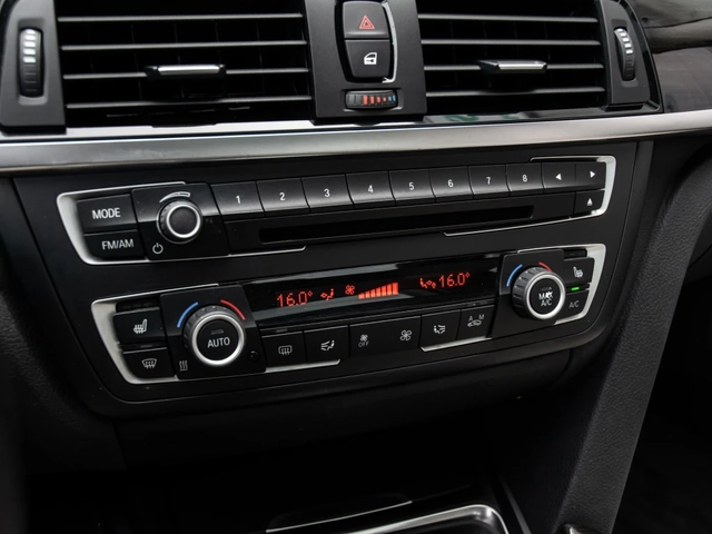 BMW 320 XDRIVE - автомобили, коли, обяви за нови и употребявани 13