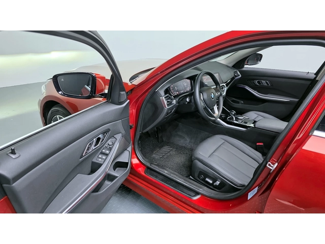BMW 320 3 Series (G20) Model 2021 - автомобили, коли, обяви за нови и употребявани 10