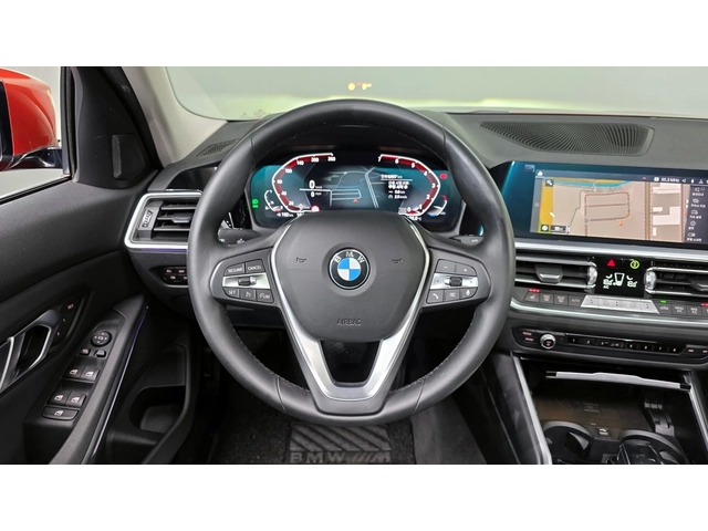 BMW 320 3 Series (G20) Model 2021 - автомобили, коли, обяви за нови и употребявани 12