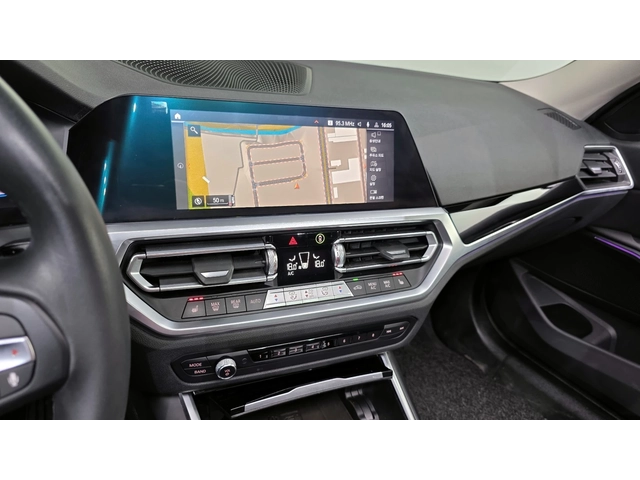 BMW 320 3 Series (G20) Model 2021 - автомобили, коли, обяви за нови и употребявани 13