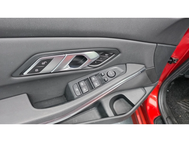 BMW 320 3 Series (G20) Model 2021 - автомобили, коли, обяви за нови и употребявани 15