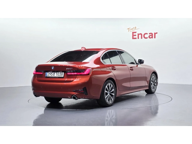 BMW 320 3 Series (G20) Model 2021 - автомобили, коли, обяви за нови и употребявани 1