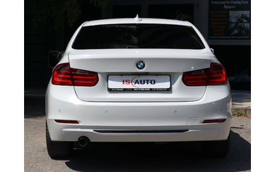 bmw-320-d-harman-kardon-sport-pdc-podgrev - 4
