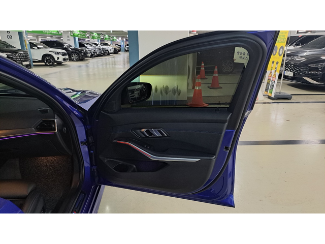 BMW 320 G20 M Sport - автомобили, коли, обяви за нови и употребявани 24