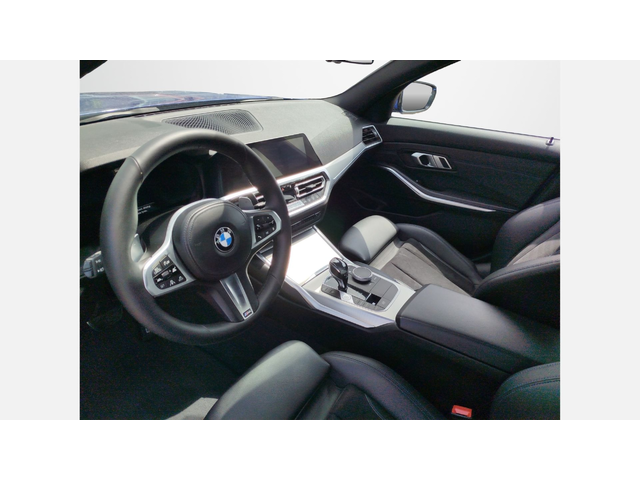 BMW 320d xDrive - автомобили, коли, обяви за нови и употребявани 5