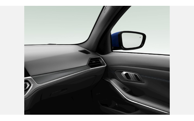 BMW 320d xDrive - автомобили, коли, обяви за нови и употребявани 10