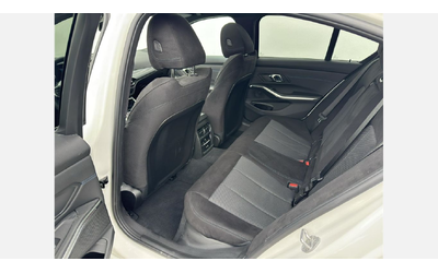 BMW 320d xDrive - автомобили, коли, обяви за нови и употребявани 9