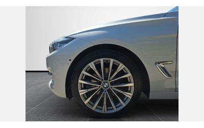 bmw-320d-xdrive - 4