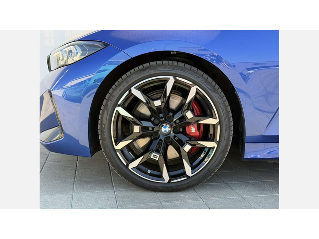 BMW 320d xDrive - автомобили, коли, обяви за нови и употребявани 4