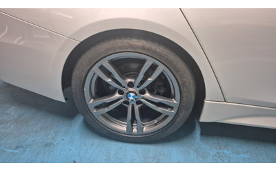 BMW 320i - автомобили, коли, обяви за нови и употребявани 11