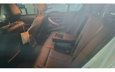 BMW 320i - автомобили, коли, обяви за нови и употребявани 24