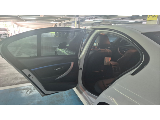 BMW 320i - автомобили, коли, обяви за нови и употребявани 28