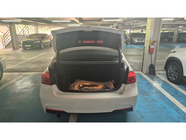 BMW 320i - автомобили, коли, обяви за нови и употребявани 31