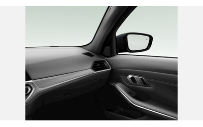 BMW 320i xDrive - автомобили, коли, обяви за нови и употребявани 10