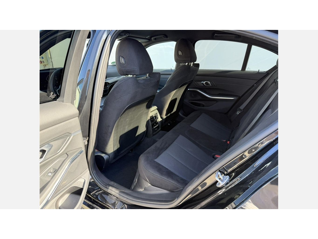 BMW 320i xDrive Sedan (MX) - автомобили, коли, обяви за нови и употребявани 9