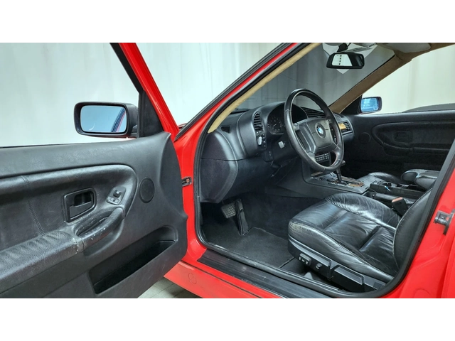 BMW 323 - автомобили, коли, обяви за нови и употребявани 9
