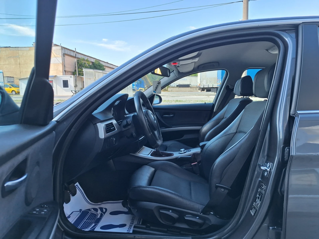 BMW 325 325i N52 218к.с. ТОП СЪСТОЯНИЕ, СЕРВ. ДОК. - автомобили, коли, обяви за нови и употребявани 8