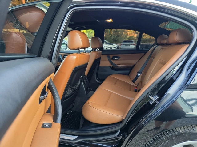 BMW 325 D 204K.C. / М-ПАКЕТ / АВТОМАТ / ШИБЕДАХ / - автомобили, коли, обяви за нови и употребявани 10