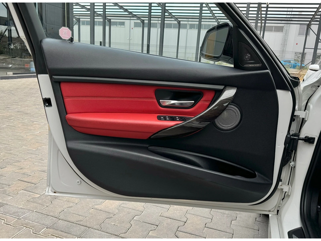 BMW 328 i * M3 Оptic* Подгрев/Камера/Harman/Kardon - автомобили, коли, обяви за нови и употребявани 11