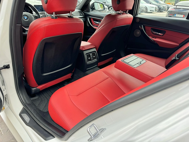 BMW 328 i * M3 Оptic* Подгрев/Камера/Harman/Kardon - автомобили, коли, обяви за нови и употребявани 12