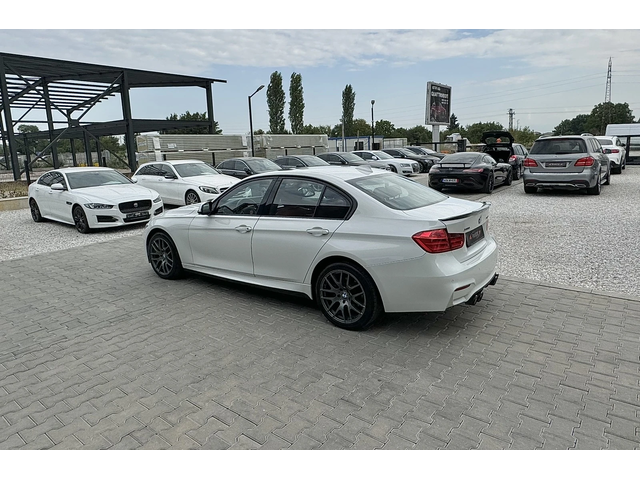 BMW 328 i * M3 Оptic* Подгрев/Камера/Harman/Kardon - автомобили, коли, обяви за нови и употребявани 5