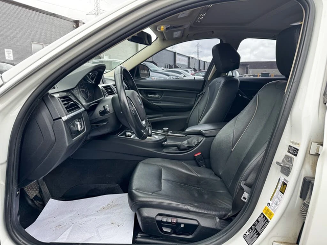 BMW 328 xDrive - автомобили, коли, обяви за нови и употребявани 12