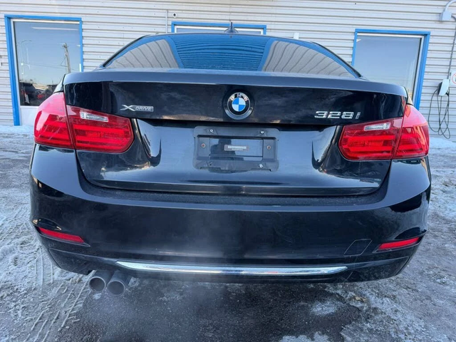 BMW 328 i* xDrive* АвтоКредит* (ЦЕНА ДО БГ)* - автомобили, коли, обяви за нови и употребявани 3