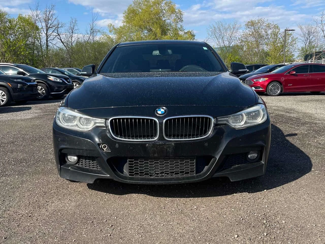 BMW 328 XDRIVE * FULL M PACK* ПОДГРЕВИ* КАМЕРА* KEYLESS* - автомобили, коли, обяви за нови и употребявани 1