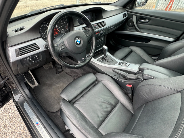 BMW 330 d xDrive LCI (FaceLift) ! M Pack ! SWISS ! - автомобили, коли, обяви за нови и употребявани 7