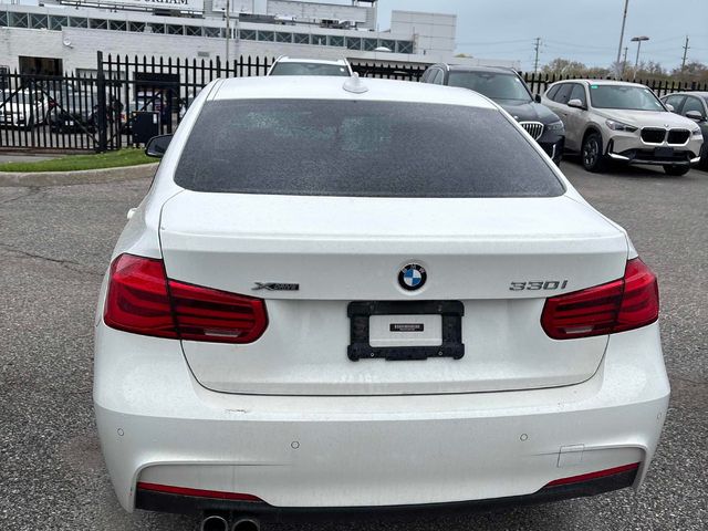 BMW 330 2.0L 4cyl AWD - автомобили, коли, обяви за нови и употребявани 3