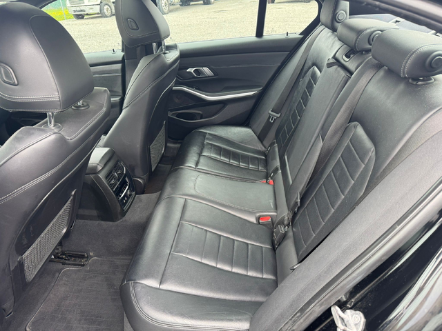 BMW 330 2.0L 4cyl AWD - автомобили, коли, обяви за нови и употребявани 9