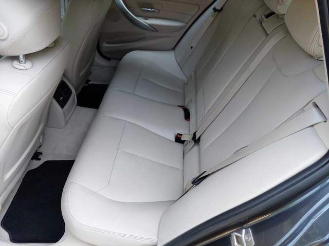 BMW 330 d 258ps MODERN - автомобили, коли, обяви за нови и употребявани 11