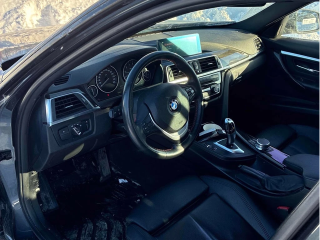 BMW 330 * 330i xDrive * CARFAX * ЦЕНА ДО БГ - автомобили, коли, обяви за нови и употребявани 6