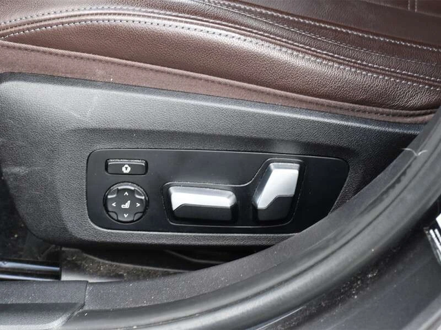 BMW 330 * xDrive * CARFAX * ЦЕНА ДО БГ - автомобили, коли, обяви за нови и употребявани 15