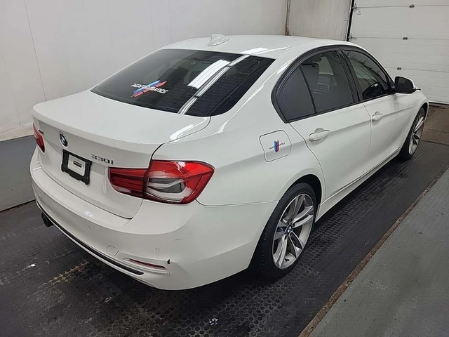 BMW 330 * xDrive * CARFAX * ЦЕНА ДО БГ - автомобили, коли, обяви за нови и употребявани 3