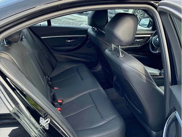 BMW 330 * 330e * CARFAX * ЦЕНА ДО БГ - автомобили, коли, обяви за нови и употребявани 11