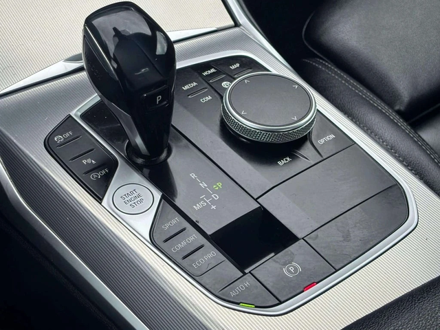 BMW 330 * xDrive * CARFAX * ЦЕНА ДО БГ - автомобили, коли, обяви за нови и употребявани 11